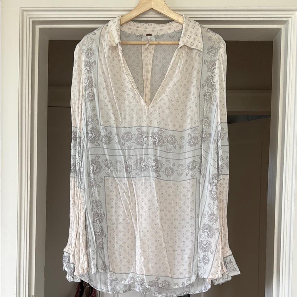 FREE PEOPLE Blouse - Gray and Cream, size M